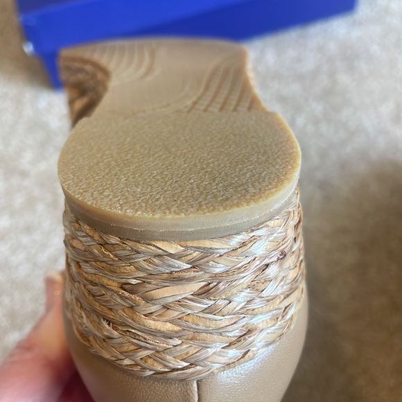 Stuart Weitzman size 8.5 Blossom espadrilles in Rawhide Laniard. Worn once - Picture 6 of 10